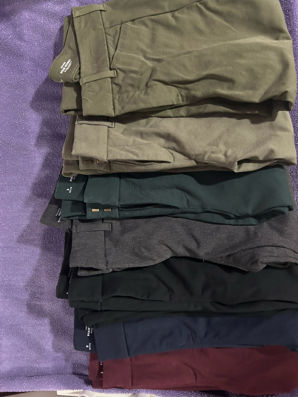 Lot of 7 Old Navy Women’s High Rise Pixie Skinny Size 2 Petite